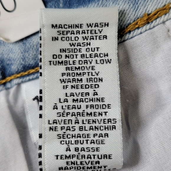 Ariya Jean Shorts Women Size 11/30 Curvy High Rise Raw Frayed Hem Denim New - Picture 8 of 13